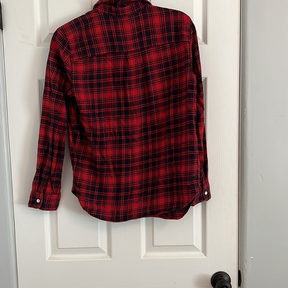 Levi’s button up - Picture 3 of 3